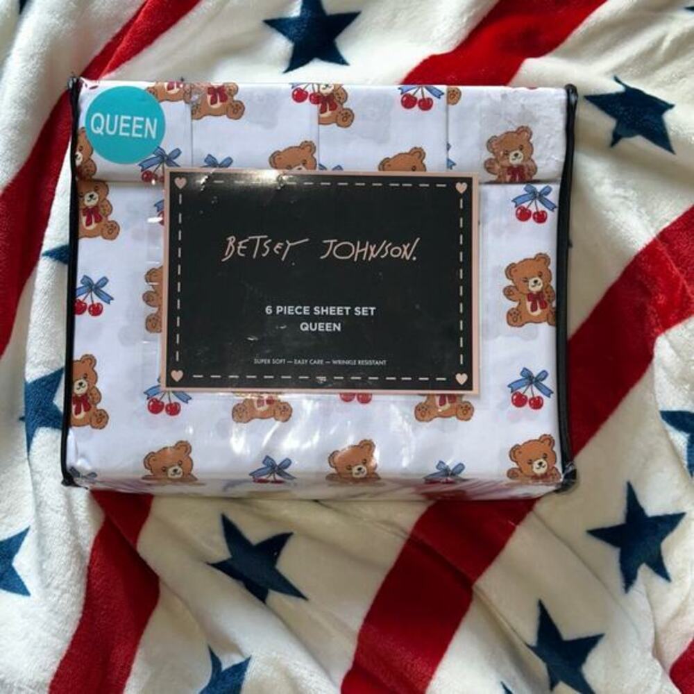 Betsey Johnson White Teddy Bear & Red Cherry Queen Sheet Set